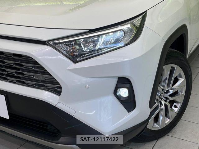 Toyota RAV4 2022-02 7619498-11