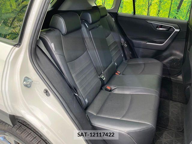 Toyota RAV4 2022-02 7619498-8