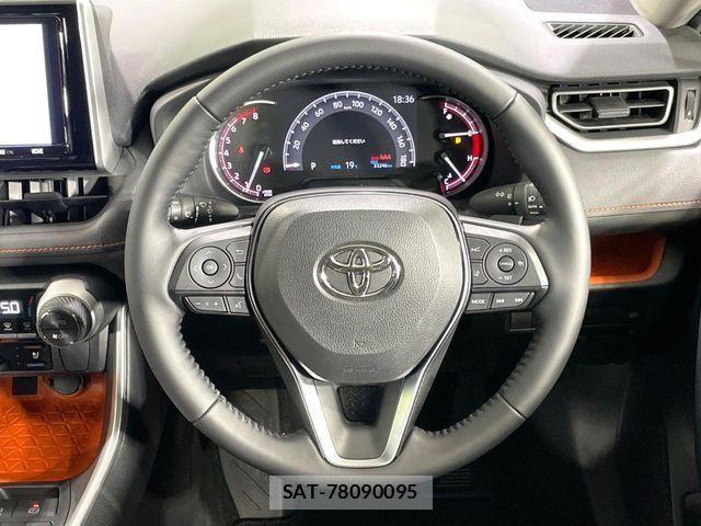 Toyota RAV4 2021-07 7619514-10