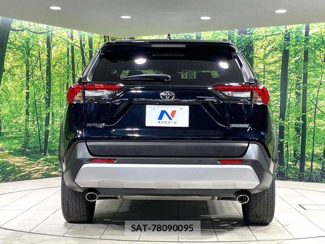 Toyota RAV4 2021-07 7619514-14