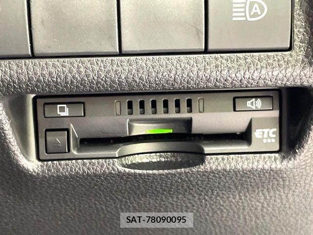 Toyota RAV4 2021-07 7619514-6