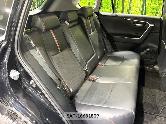 Toyota RAV4 2023-07 7619503-10