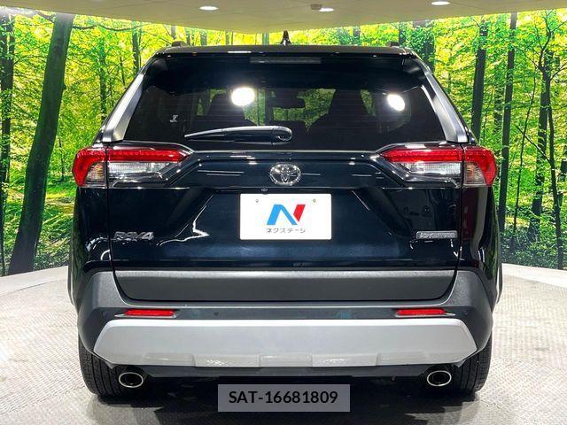 Toyota RAV4 2023-07 7619503-15