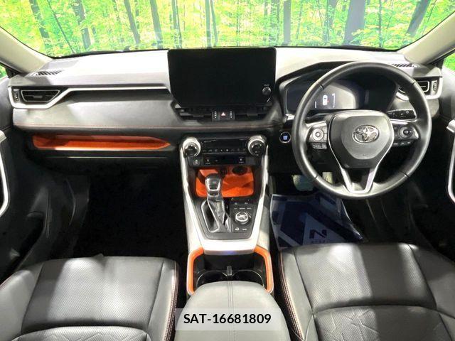 Toyota RAV4 2023-07 7619503-1