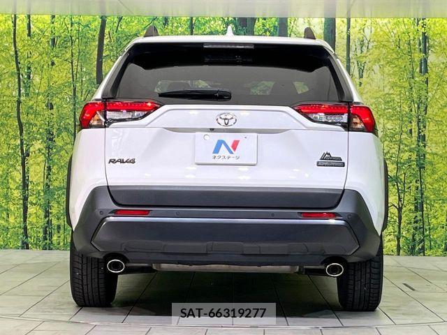 Toyota RAV4 2022-07 7619504-14