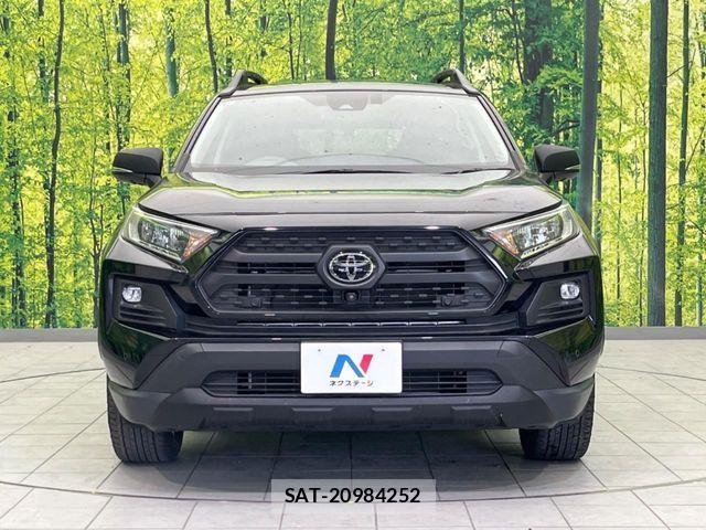 Toyota RAV4 2023-09 7619497-13