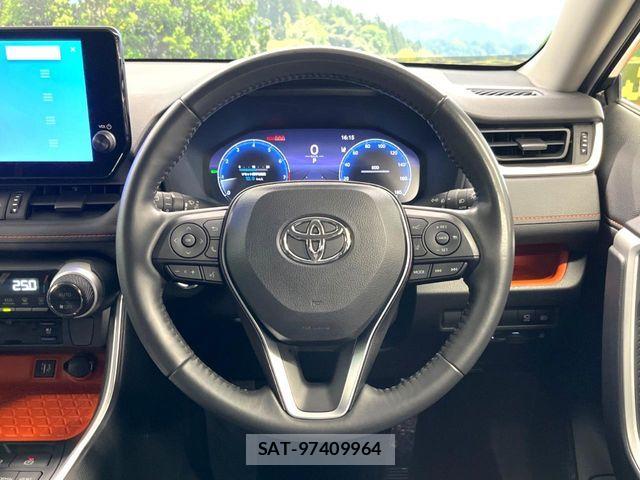 Toyota RAV4 2023-11 7619500-10
