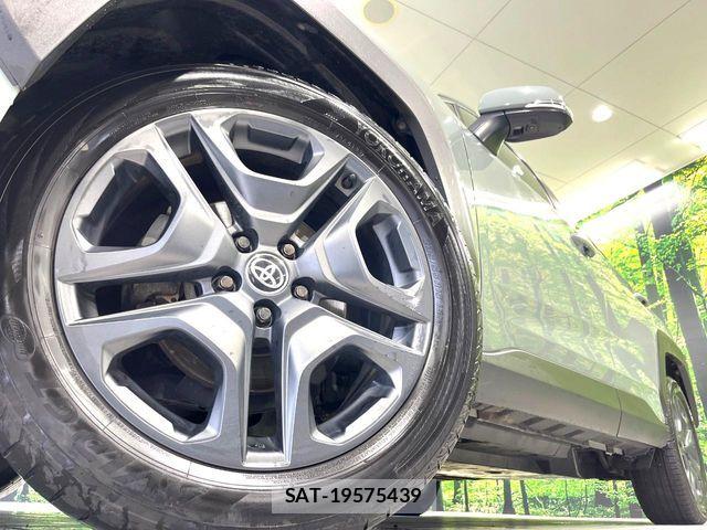 Toyota RAV4 2022-12 7619502-13