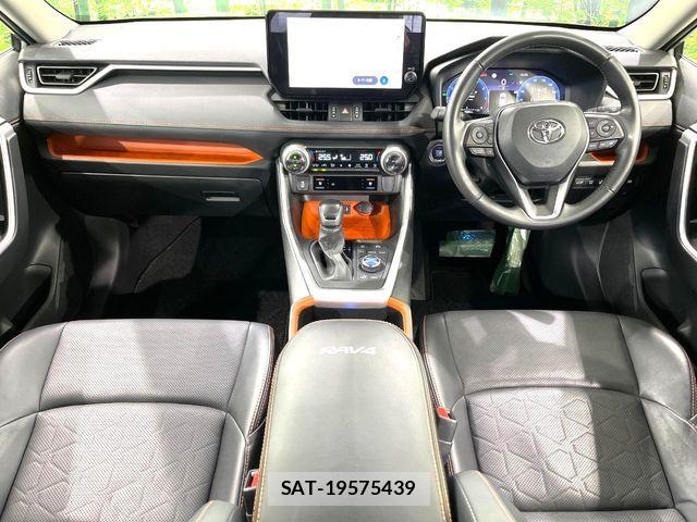 Toyota RAV4 2022-12 7619502-1
