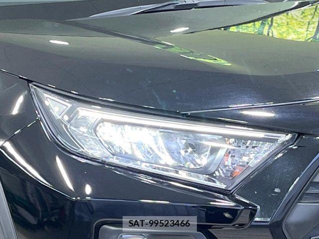 Toyota RAV4 2023-03 7619499-11