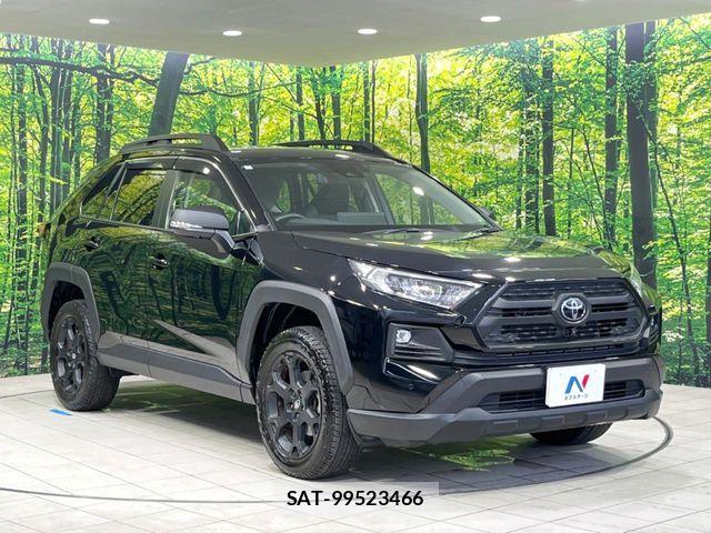 Toyota RAV4 2023-03 7619499-15