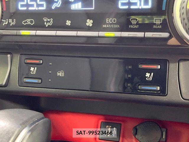 Toyota RAV4 2023-03 7619499-4
