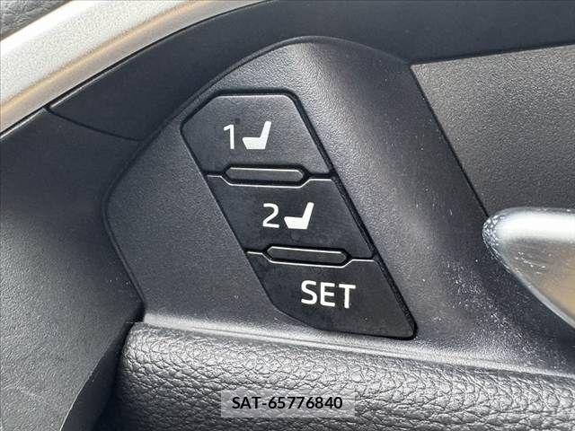 Toyota RAV4 2020-12 7619496-23