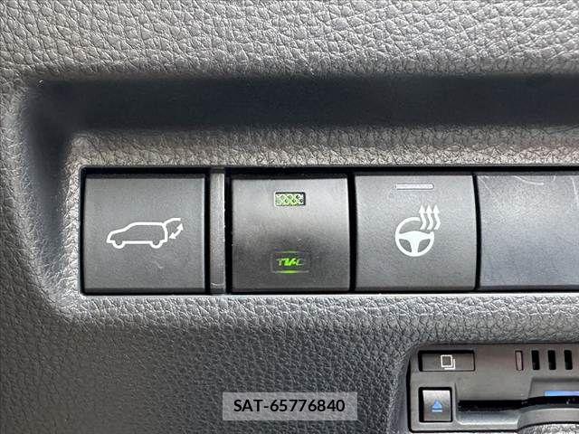 Toyota RAV4 2020-12 7619496-25