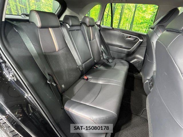 Toyota RAV4 2025-10 7619487-12