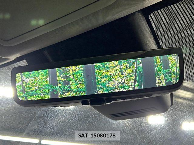 Toyota RAV4 2025-10 7619487-2