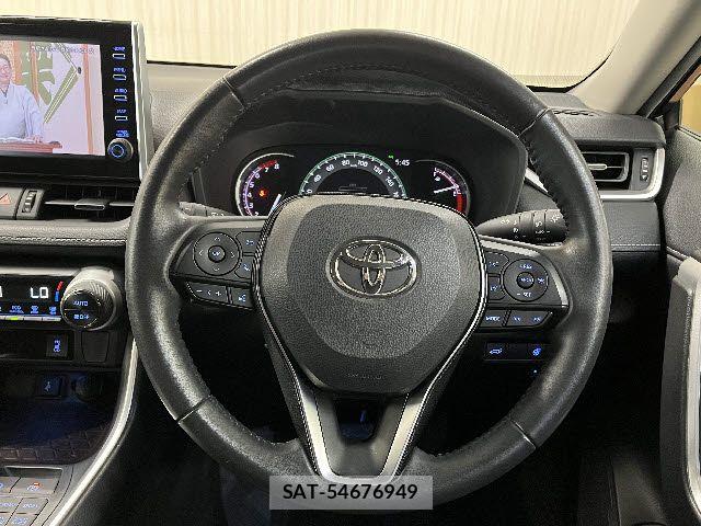 Toyota RAV4 2021-01 7619512-13