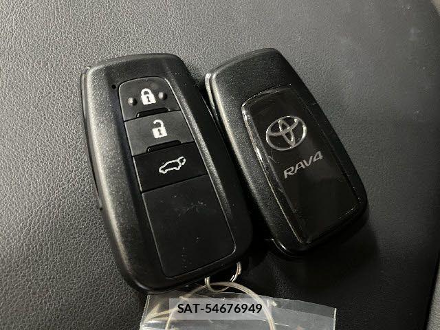 Toyota RAV4 2021-01 7619512-25