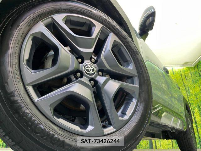 Toyota RAV4 2022-06 7619508-11