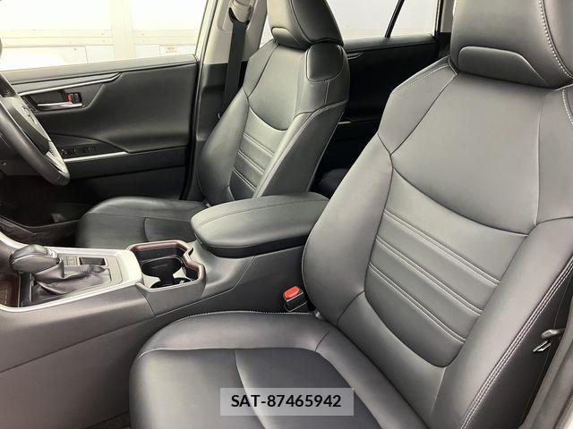 Toyota RAV4 2019-05 7619517-10