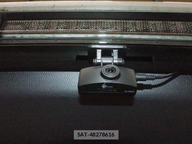 Toyota RAV4 2021-01 7619507-19