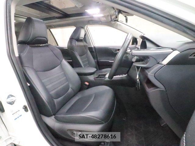 Toyota RAV4 2021-01 7619507-3