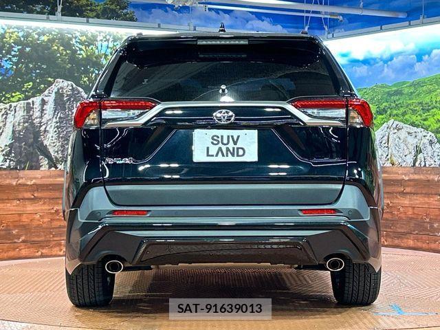Toyota RAV4 2023-09 7619494-14