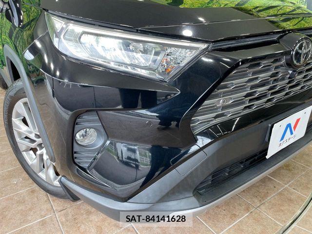 Toyota RAV4 2020-08 7619513-11