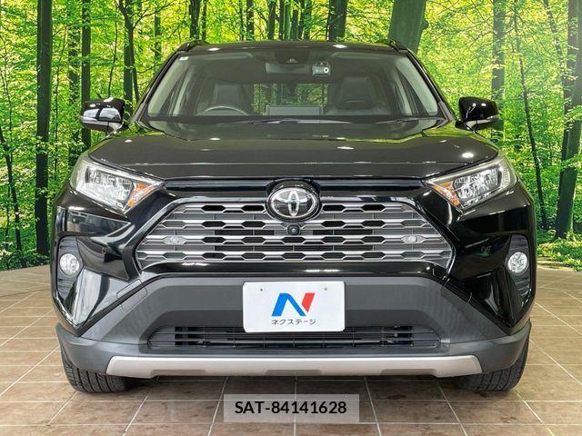 Toyota RAV4 2020-08 7619513-13