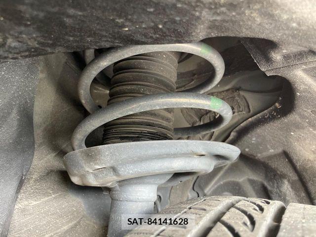 Toyota RAV4 2020-08 7619513-19
