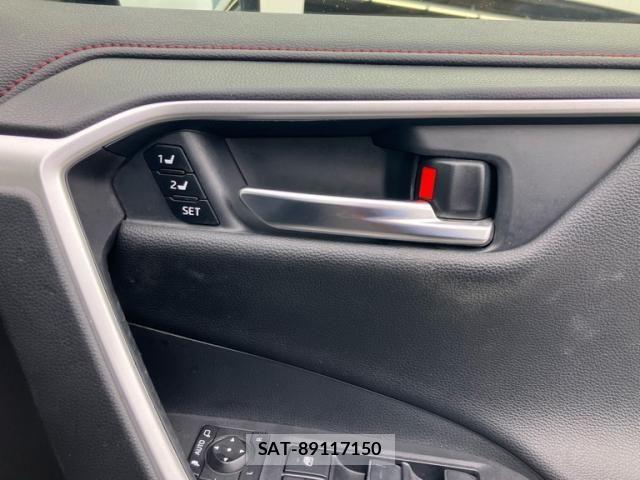 Toyota RAV4 2024-05 7727768-18