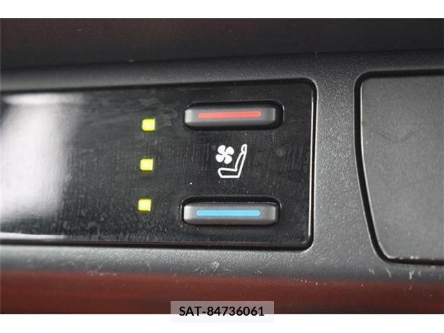 Toyota RAV4 2023-05 7727756-4