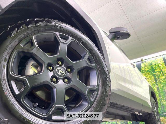 Toyota RAV4 2025-07 7788665-12