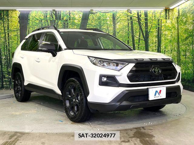 Toyota RAV4 2025-07 7788665-16