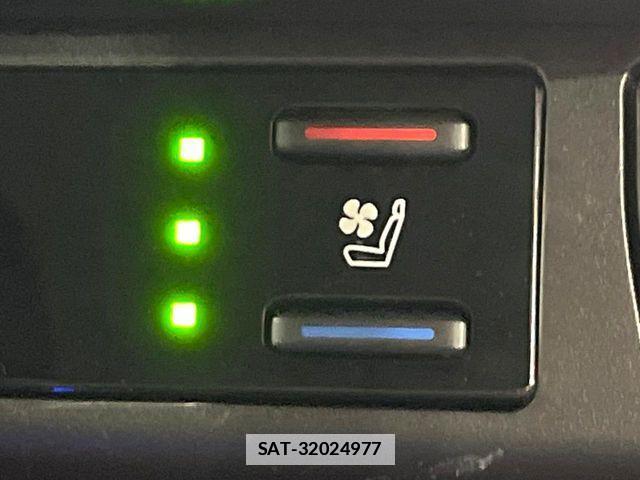 Toyota RAV4 2025-07 7788665-5