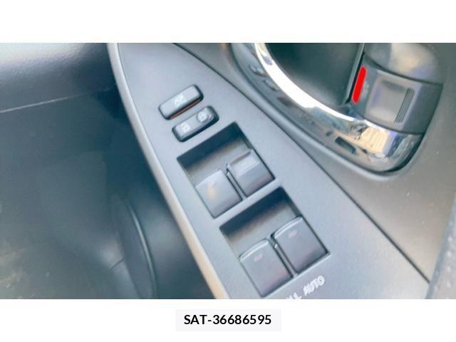 Toyota RAV4 2011-09 7788614-25
