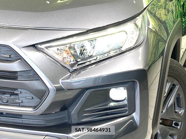 Toyota RAV4 2022-11 7879096-11