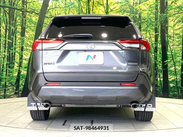 Toyota RAV4 2022-11 7879096-14