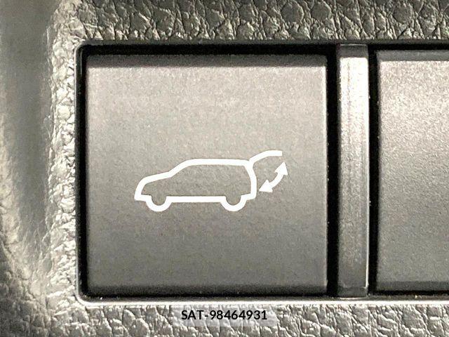 Toyota RAV4 2022-11 7879096-6
