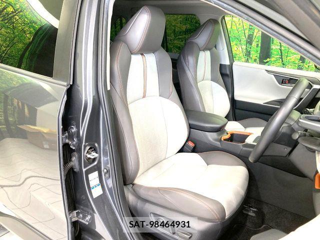 Toyota RAV4 2022-11 7879096-7