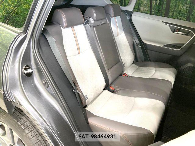 Toyota RAV4 2022-11 7879096-8