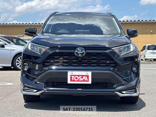 Toyota RAV4 2022-02 7879097-17
