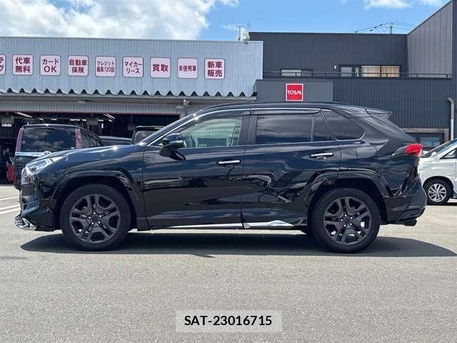 Toyota RAV4 2022-02 7879097-26