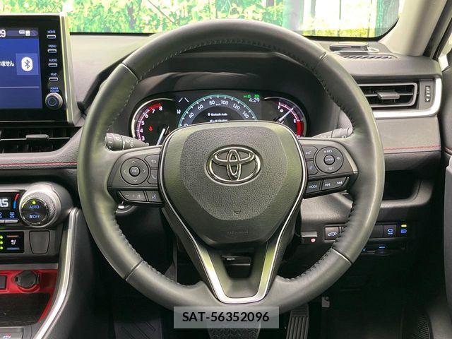 Toyota RAV4 2022-04 7879099-9