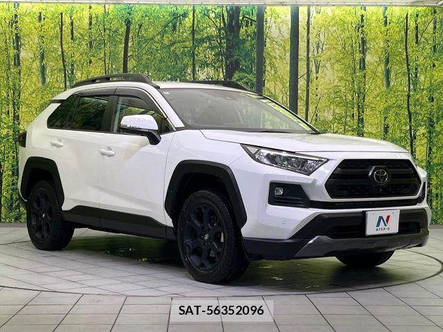 Toyota RAV4 2022-04 7879099-15