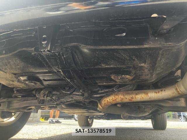 Toyota RAV4 2010-08 7879110-10