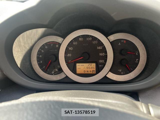 Toyota RAV4 2010-08 7879110-23