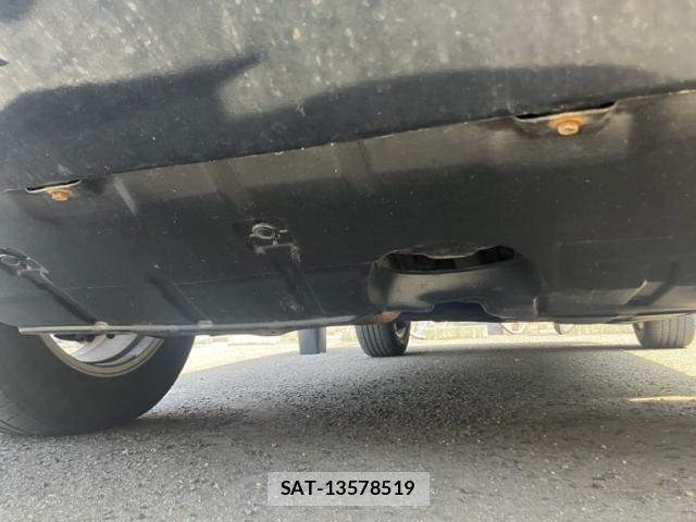 Toyota RAV4 2010-08 7879110-8