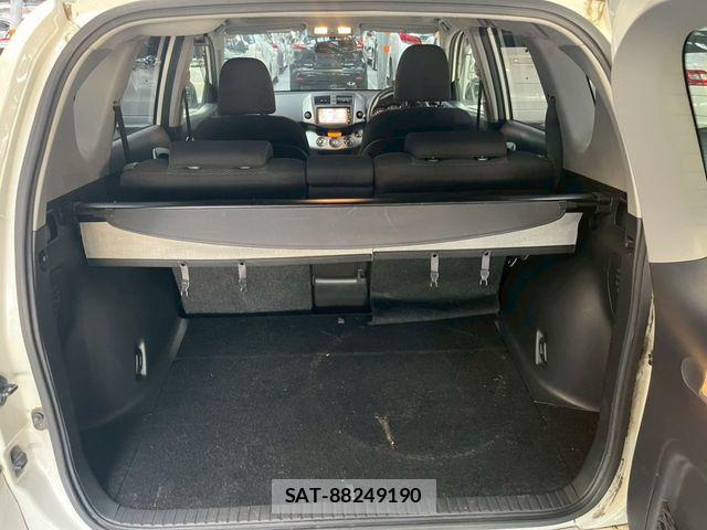 Toyota RAV4 2014-03 7879112-10