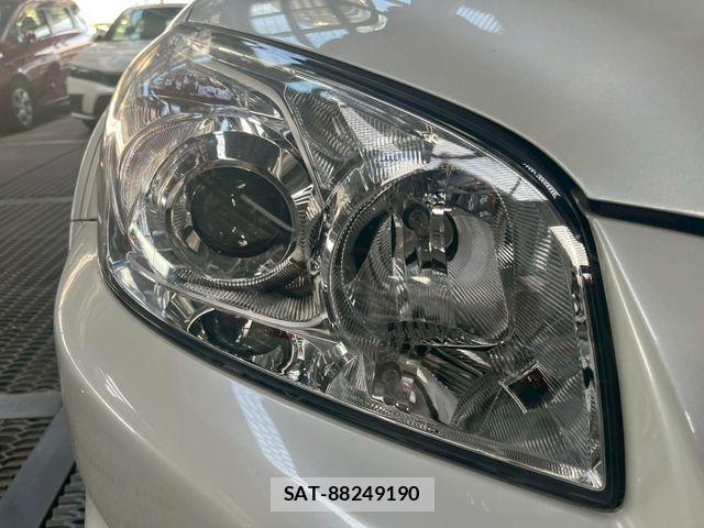 Toyota RAV4 2014-03 7879112-17